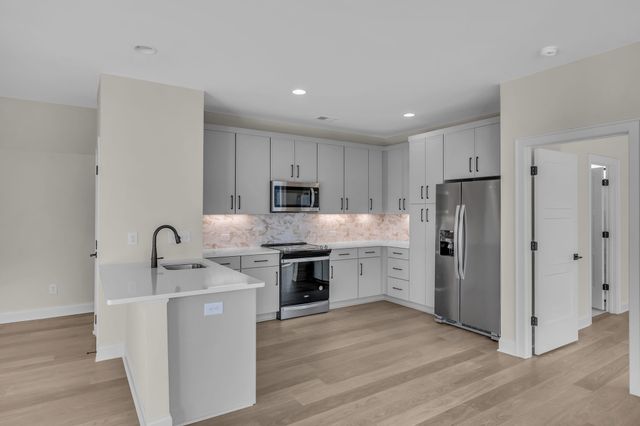 6105 Pasquo road, Nashville, TN 37221