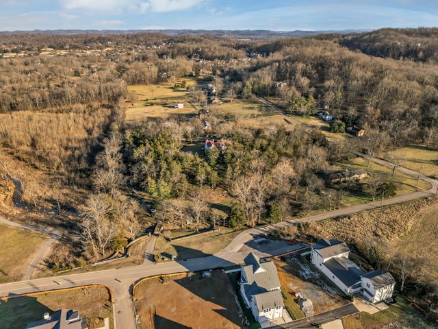 6105 Pasquo road, Nashville, TN 37221