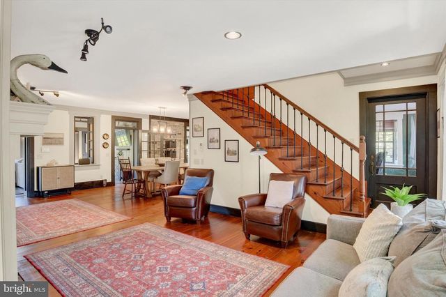 221 LINCOLN WAY W, New Oxford, PA 17350