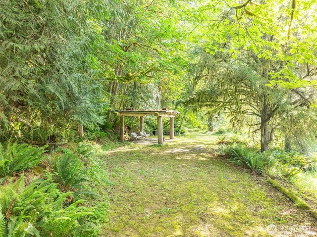 227 Cougar Lane, Toledo, WA 98591