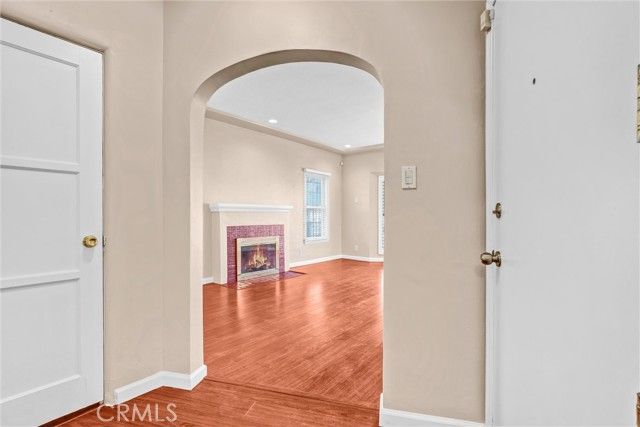 9807 S Denker, Los Angeles, CA 90047