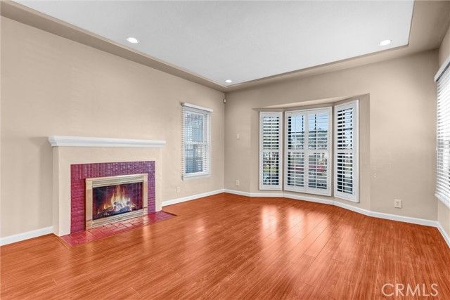 9807 S Denker, Los Angeles, CA 90047