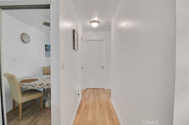 28947 E Thousand Oaks 238, Agoura Hills, CA 91301