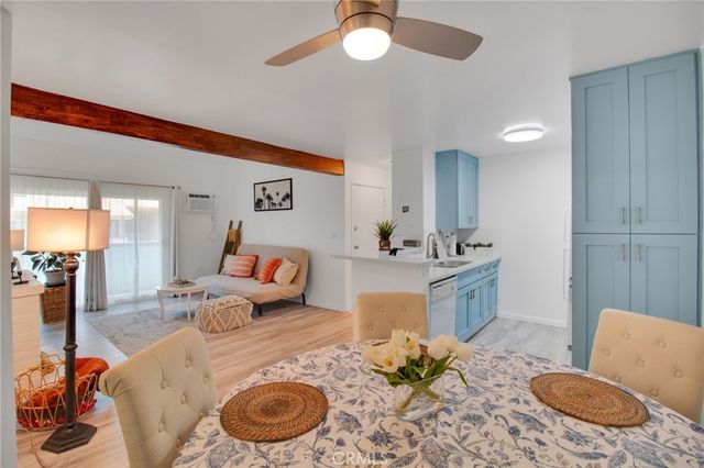 28947 E Thousand Oaks 238, Agoura Hills, CA 91301