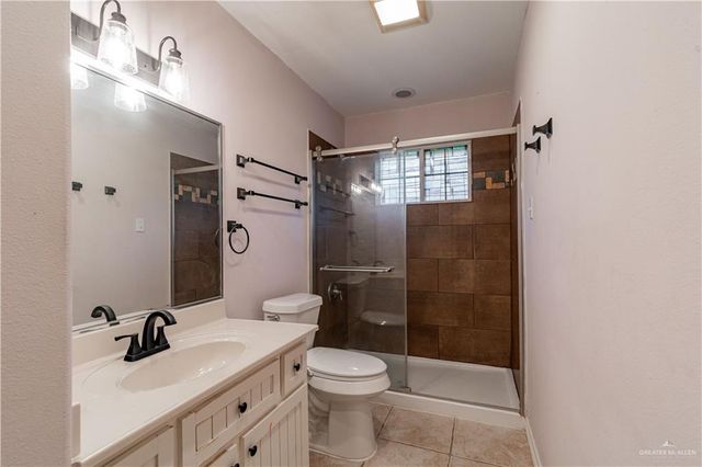 2318 Flushing Meadows, Weslaco, TX 78596