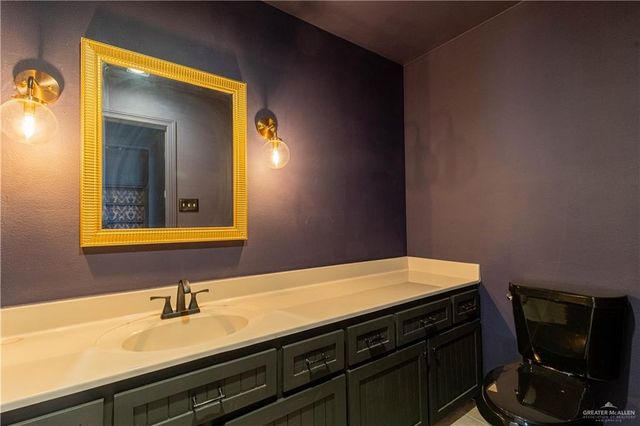 2318 Flushing Meadows, Weslaco, TX 78596