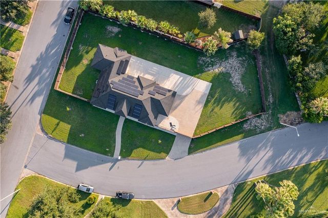 2318 Flushing Meadows, Weslaco, TX 78596