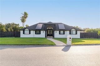 2318 Flushing Meadows, Weslaco, TX 78596