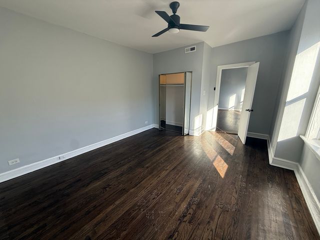 1022 E Hyde Park Boulevard 3S, Chicago, IL 60615