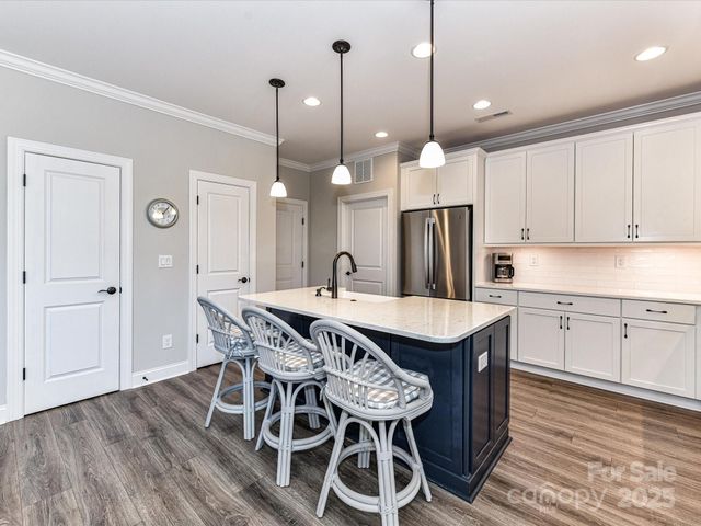 1026 Galloway Drive, Matthews, NC 28104