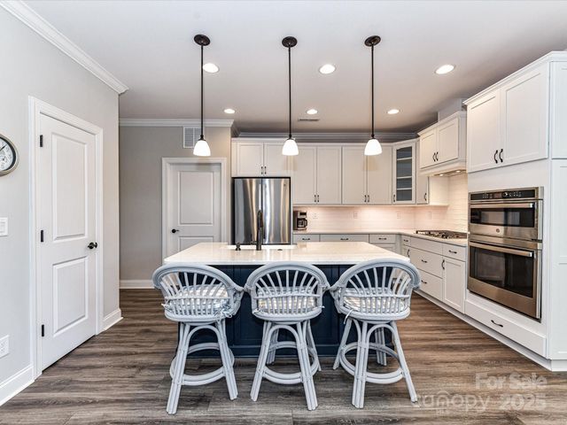 1026 Galloway Drive, Matthews, NC 28104