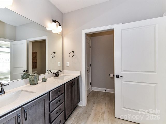 1026 Galloway Drive, Matthews, NC 28104