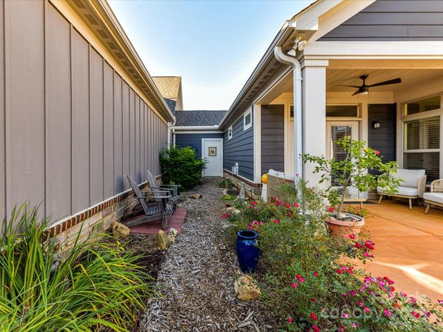 1026 Galloway Drive, Matthews, NC 28104