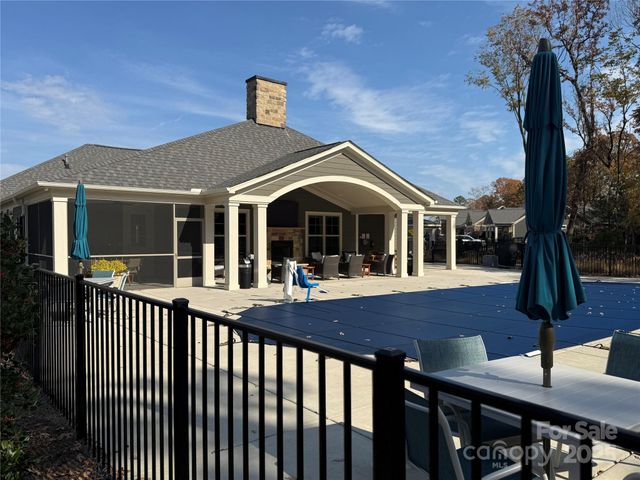 1026 Galloway Drive, Matthews, NC 28104