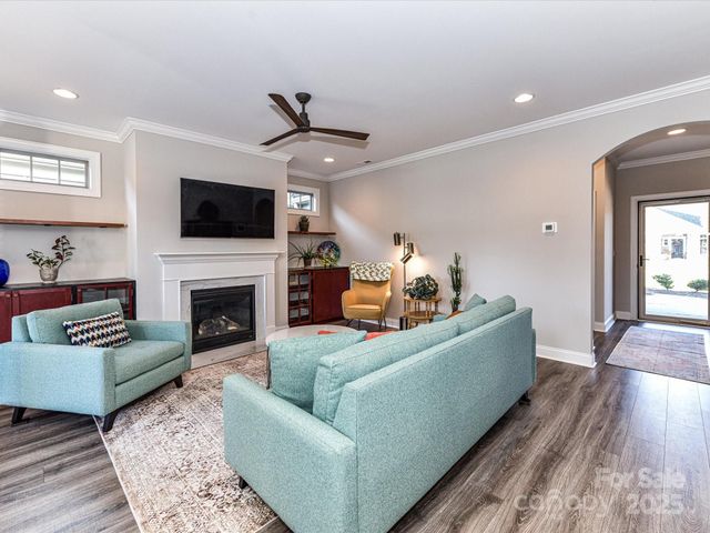 1026 Galloway Drive, Matthews, NC 28104