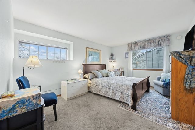 915 129th Street Ct E, Tacoma, WA 98445