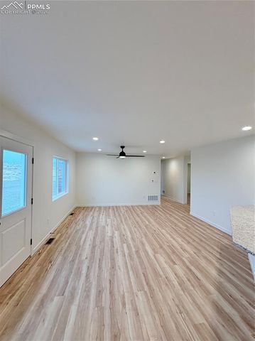 834 Keystone Loop, Canon City, CO 81212