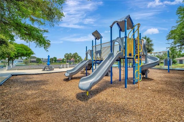 8216 Breton CIR, Fort Myers, FL 33912