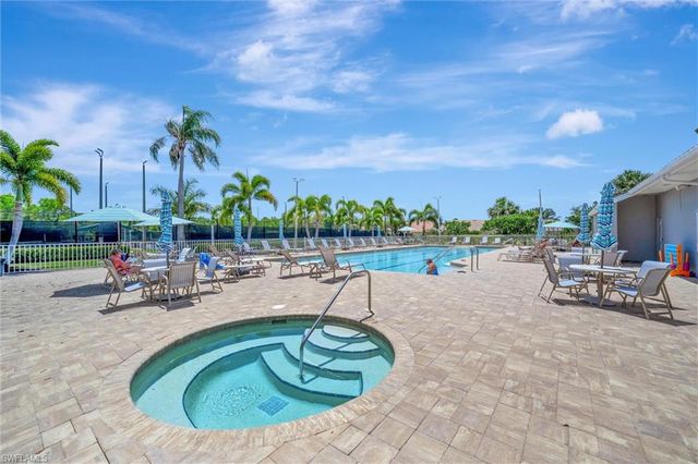 8216 Breton CIR, Fort Myers, FL 33912