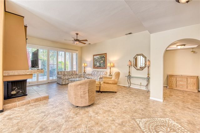 48111 Calle Seranas, La Quinta, CA 92253