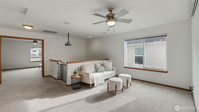 22648 128th Avenue SE, Kent, WA 98031