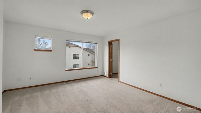 22648 128th Avenue SE, Kent, WA 98031