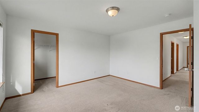 22648 128th Avenue SE, Kent, WA 98031