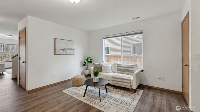 22648 128th Avenue SE, Kent, WA 98031