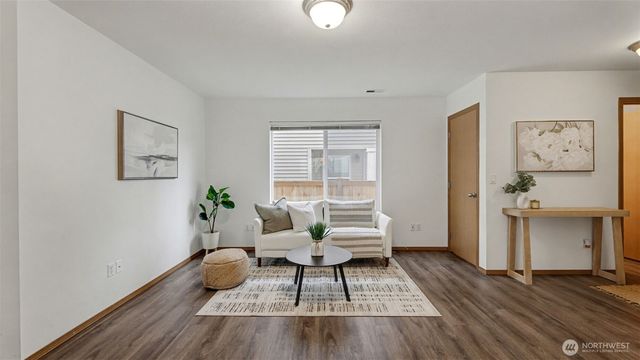 22648 128th Avenue SE, Kent, WA 98031