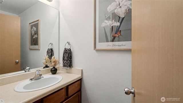 22648 128th Avenue SE, Kent, WA 98031