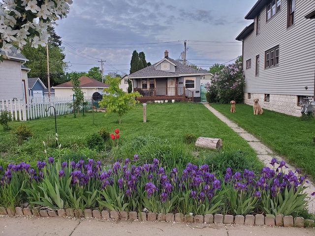 2026 S 60th STREET, West Allis, WI 53219