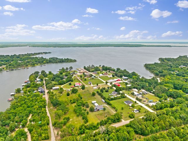 10160 Lynn Lane, Wills Point, TX 75169