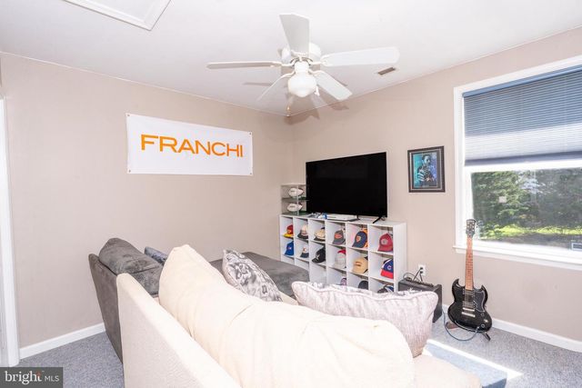 2247 PIKE DR, Greenbackville, VA 23356