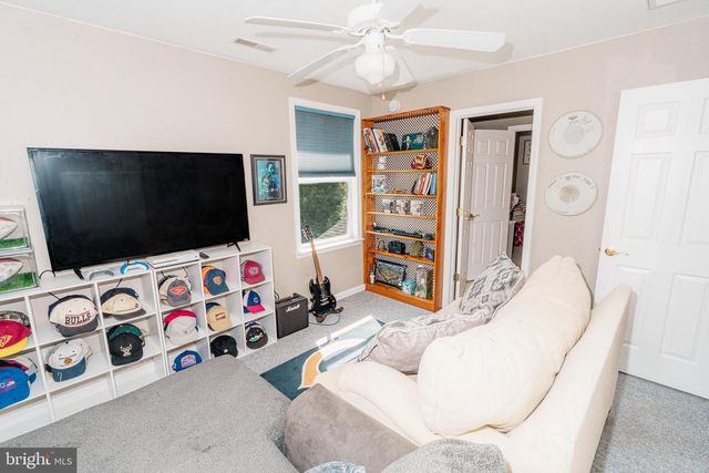 2247 PIKE DR, Greenbackville, VA 23356