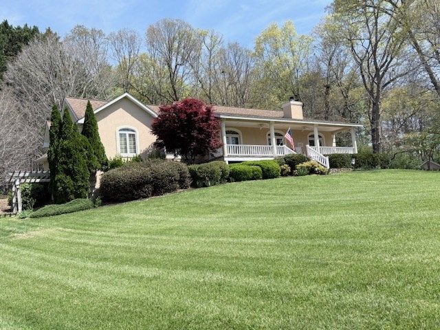 174 Oak Lane, Blairsville, GA 30512