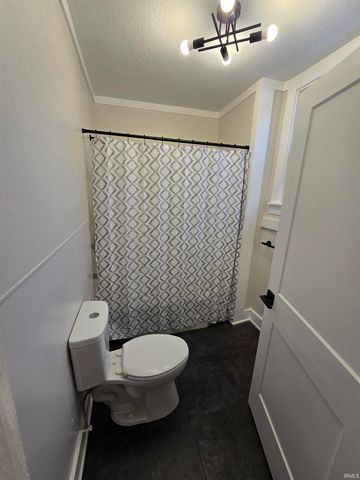 316 W Creighton Avenue, Fort Wayne, IN 46807