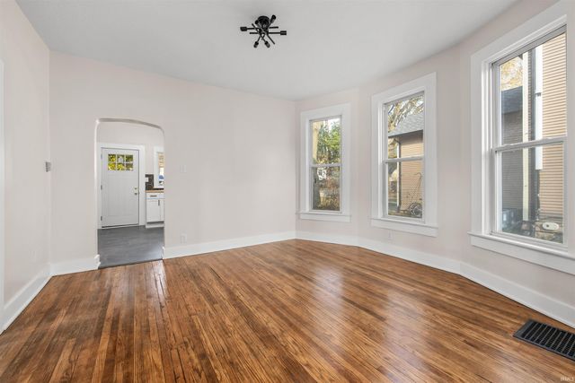 316 W Creighton Avenue, Fort Wayne, IN 46807