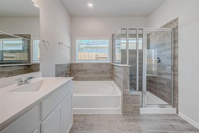 234 Emerald Thicket Lane, Huffman, TX 77336