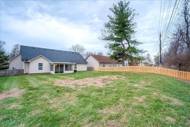 1032 Crimson Creek Drive, Lexington, KY 40509