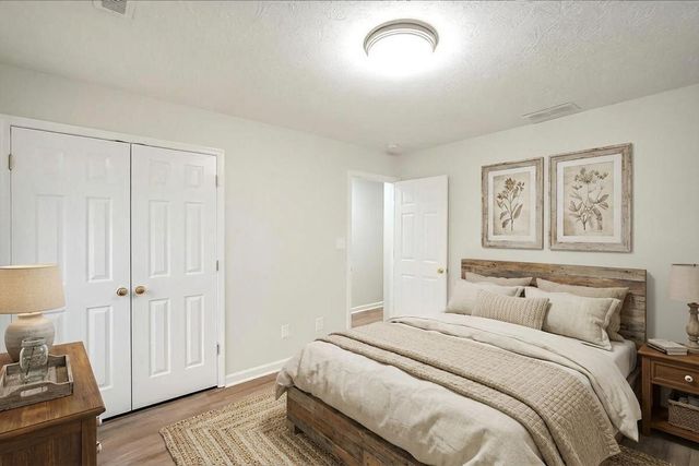 1032 Crimson Creek Drive, Lexington, KY 40509