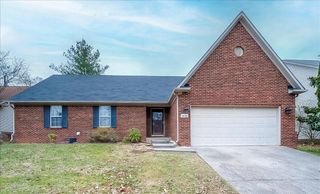 1032 Crimson Creek Drive, Lexington, KY 40509