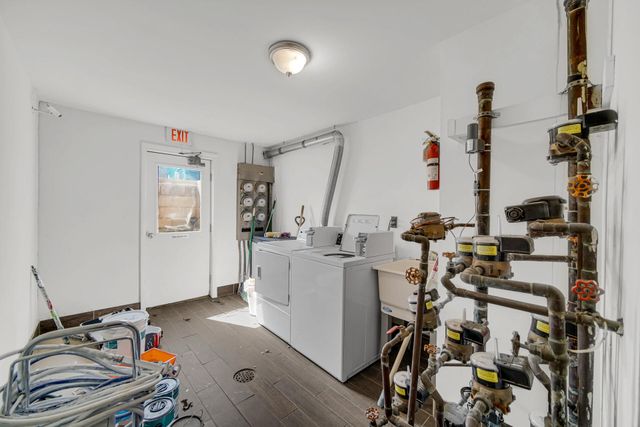 1623 Portage Avenue, Chesterton, IN 46304