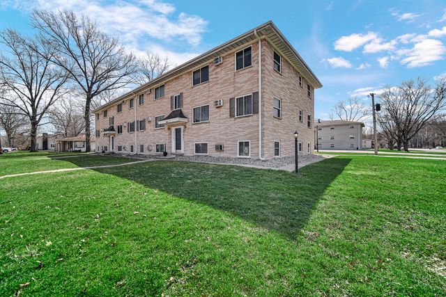 1623 Portage Avenue, Chesterton, IN 46304