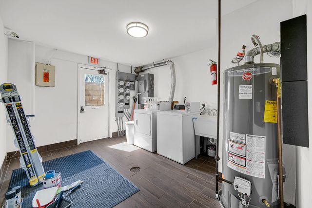 1623 Portage Avenue, Chesterton, IN 46304