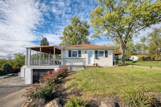 1497 8th Ave, Freedom, PA 15042