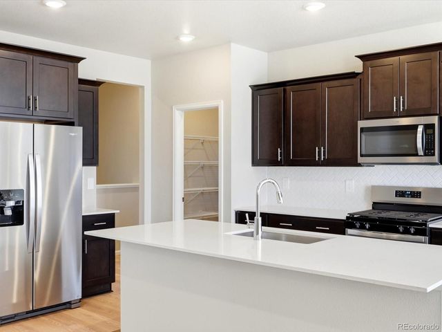 1612 Rumley Creek Drive, Windsor, CO 80550