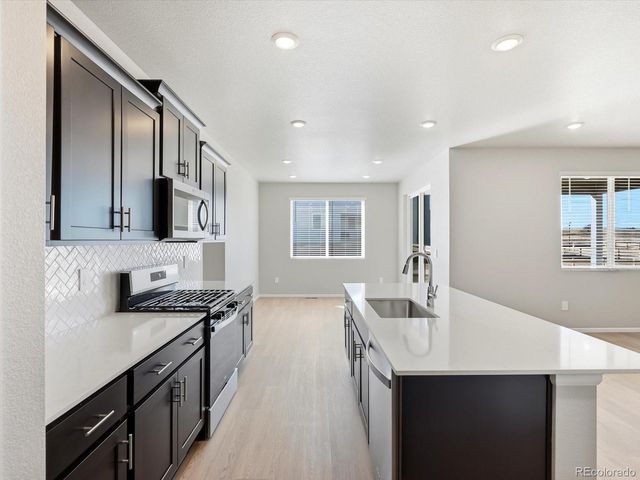 1612 Rumley Creek Drive, Windsor, CO 80550