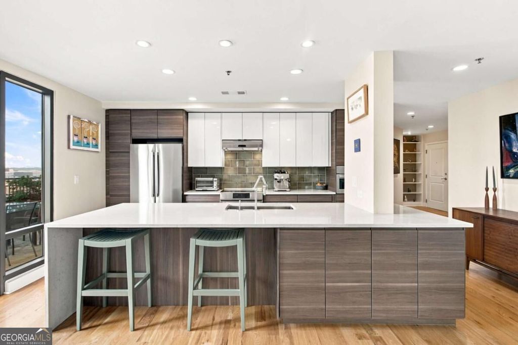 565 Peachtree Street NE 702, Atlanta, GA 30308 — exterior