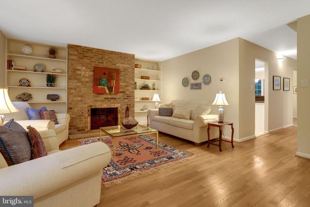 3375 ARDLEY CT, Falls Church, VA 22041
