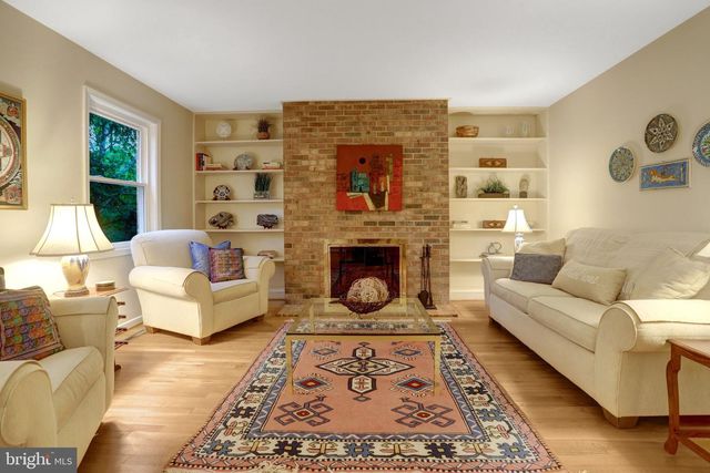 3375 ARDLEY CT, Falls Church, VA 22041